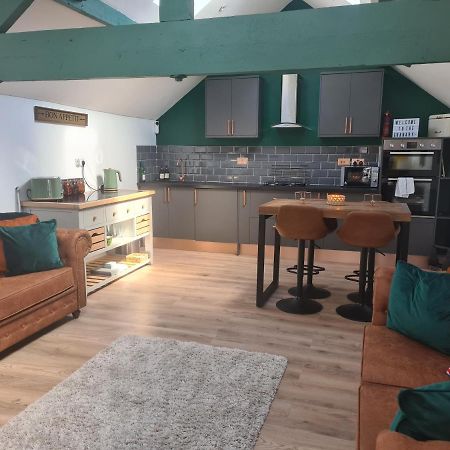 The Granary Villa Buckley Esterno foto